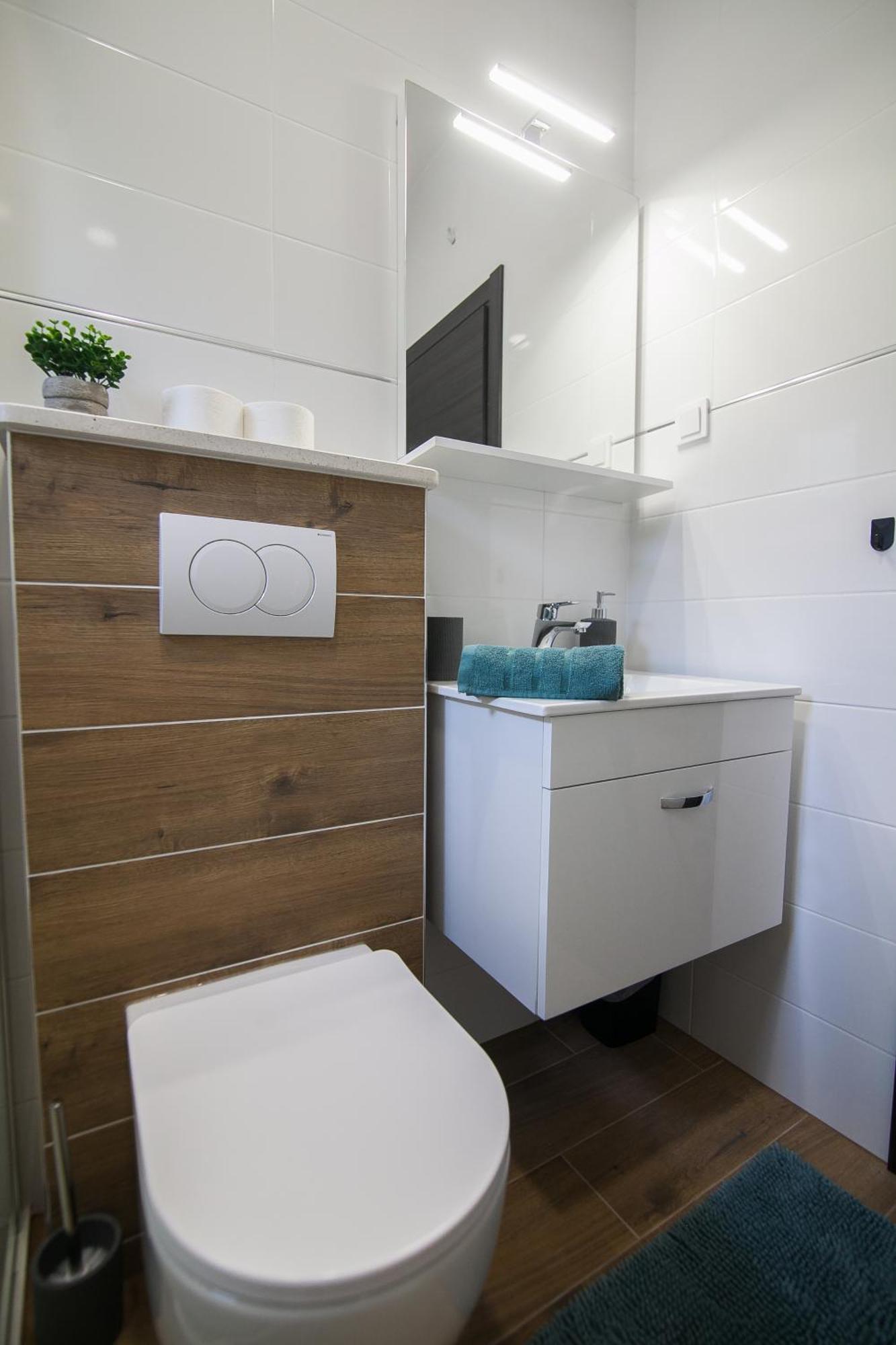 Family Apartments Brach Bol Dış mekan fotoğraf